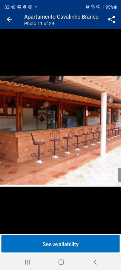 Flat No Hotel Cavalinho Branco อากวัสจิลิงดอยา ภายนอก รูปภาพ